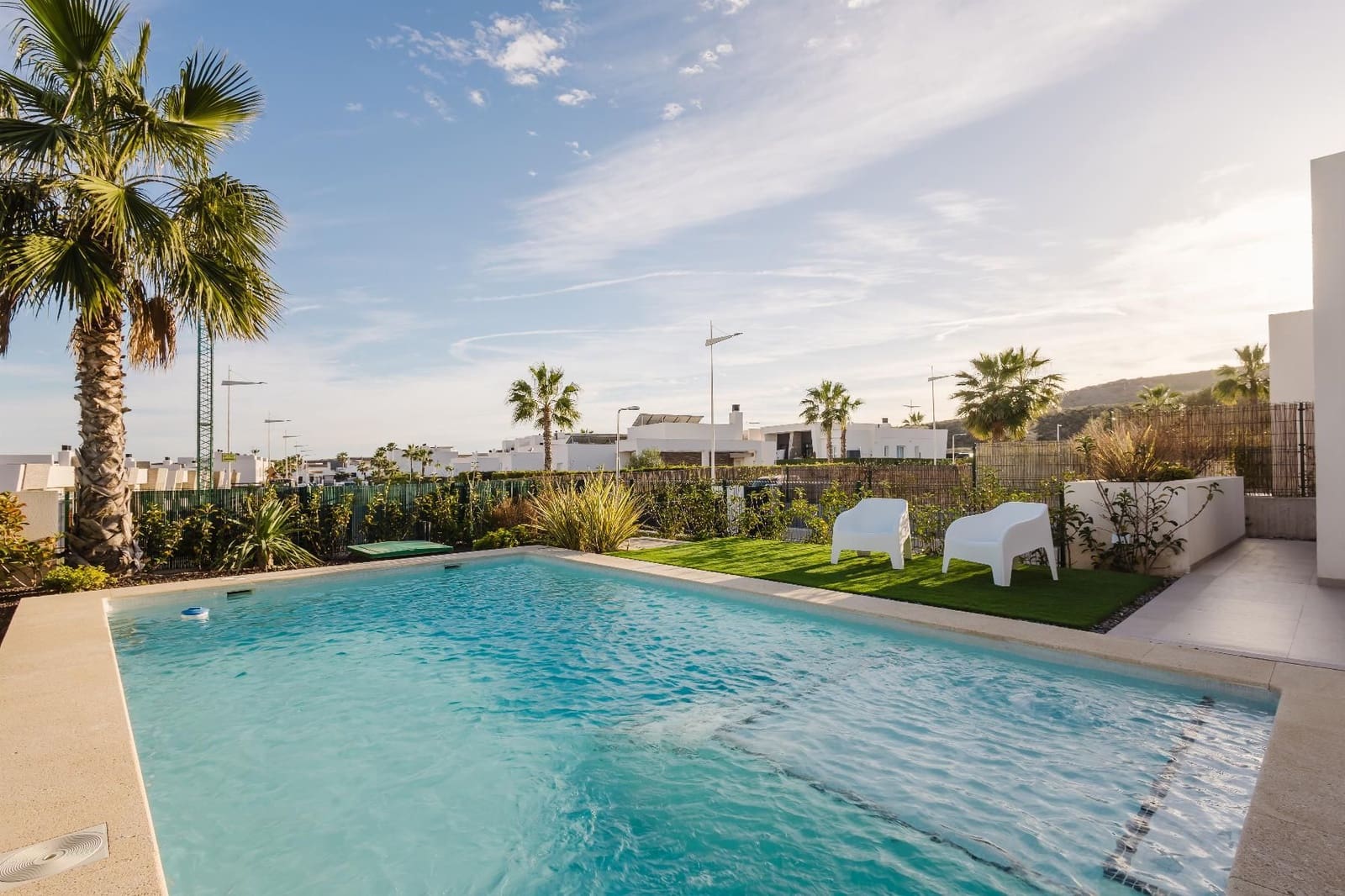 Chalet de 4 habitaciones en Algorfa en venta con piscina garaje - 780.000 € (Ref: 9797270)