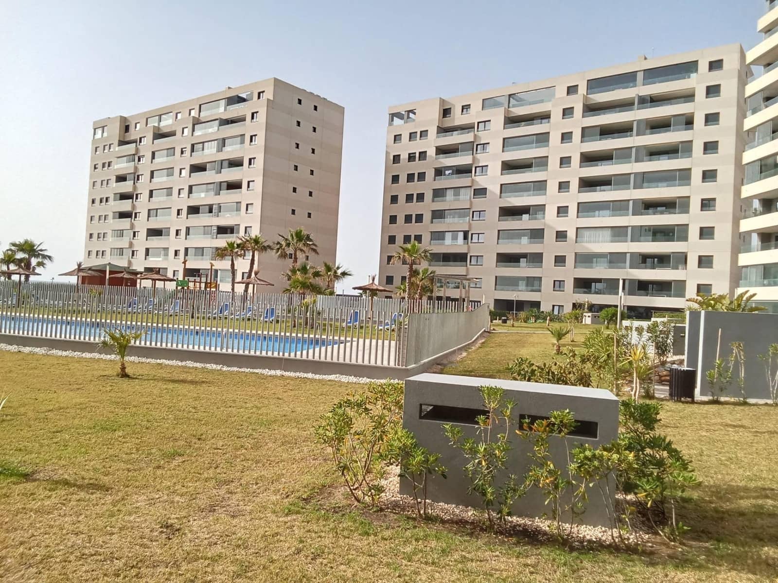 2 quarto Apartamento para venda em Punta Prima com piscina - 509 000 € (Ref: 9797294)