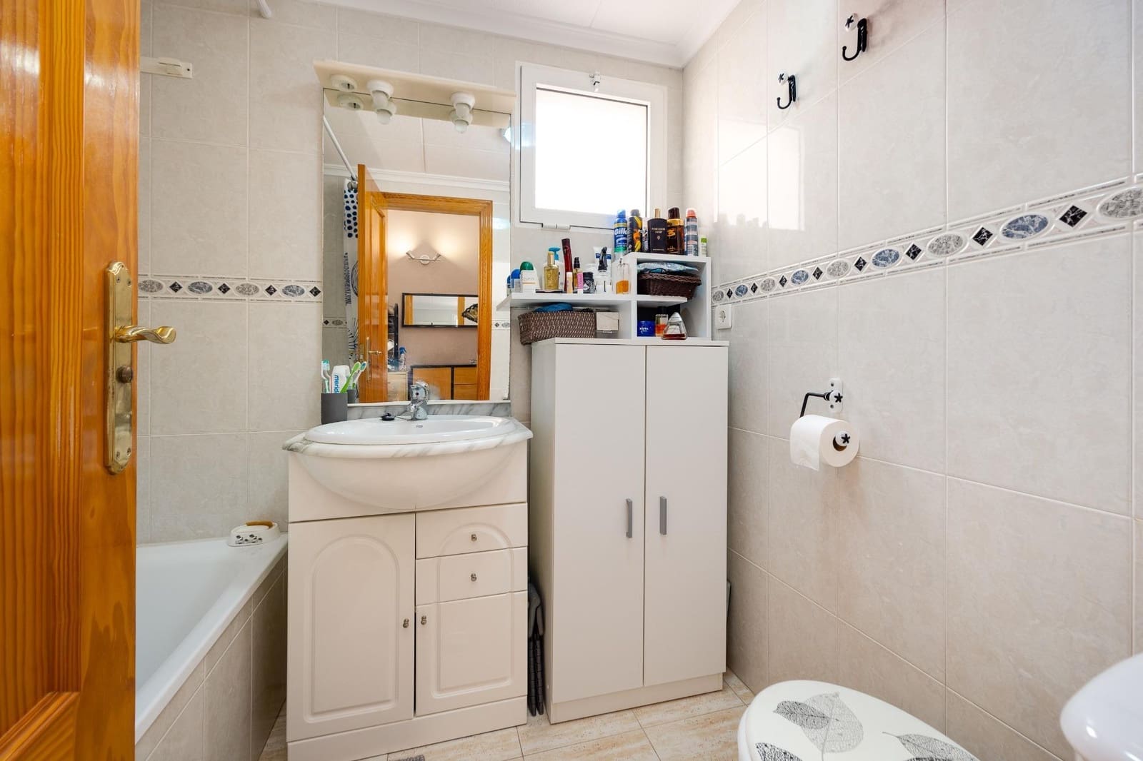 2 slaapkamer Appartement te koop in Torrevieja met zwembad - € 140.000 (Ref: 9797297)