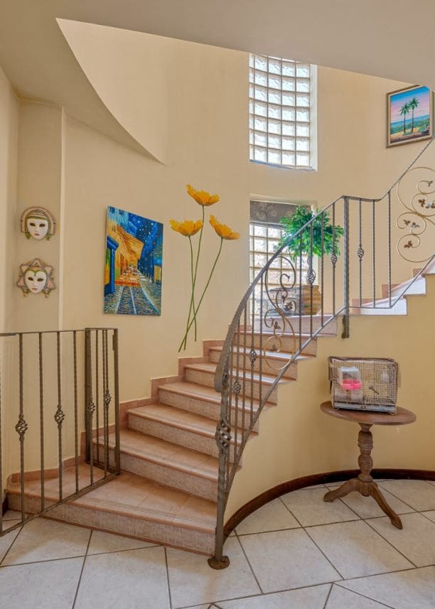 6 bedroom Villa for sale in La Mata with pool - € 950,000 (Ref: 9799425)