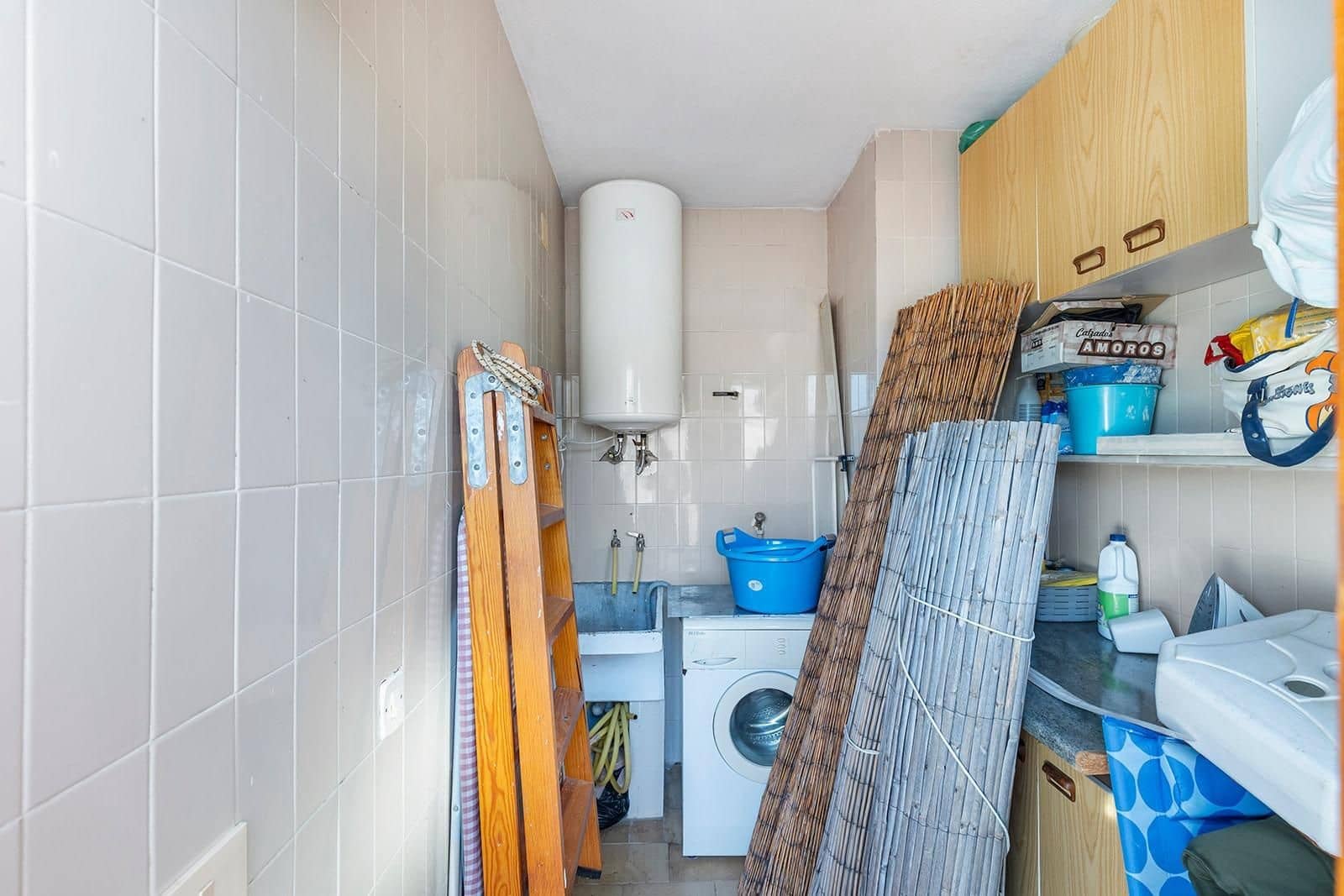 6 soveværelse Byhus til salg i Torrevieja med swimmingpool - € 179.000 (Ref: 9799446)