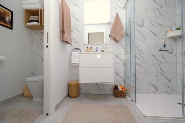 Apartamento de 2 habitaciones en Las Filipinas en venta con garaje - 249.999 € (Ref: 9800649)