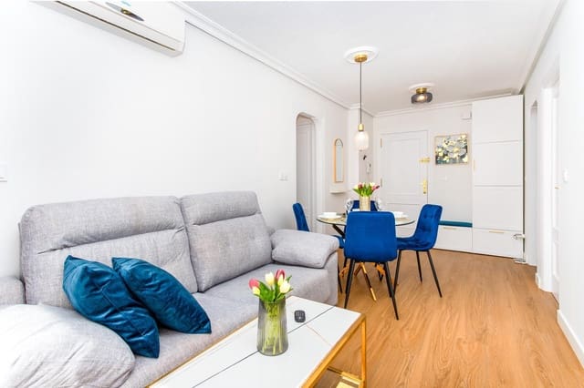 2 quarto Apartamento para venda em Torrevieja - 159 900 € (Ref: 9800651)