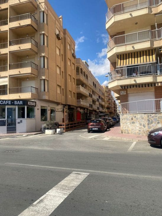 1 makuuhuone Kattohuoneisto myytävänä paikassa Torrevieja - 199 500 € (Ref: 9800654)