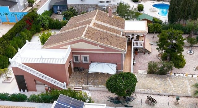 4 sovrum Villa till salu i El Chaparral - La Siesta - La Torreta, Torrevieja - 460 000 € (Ref: 9801334)