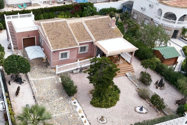 4 sovrum Villa till salu i El Chaparral - La Siesta - La Torreta, Torrevieja - 460 000 € (Ref: 9801334)