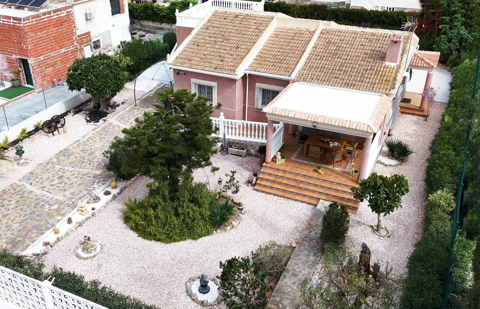 4 sovrum Villa till salu i Torrevieja - 460 000 € (Ref: 9801334)