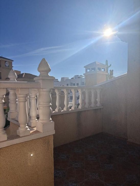 2 Zimmer Haus zu verkaufen in Filipinas - 159.950 € (Ref: 9804506)