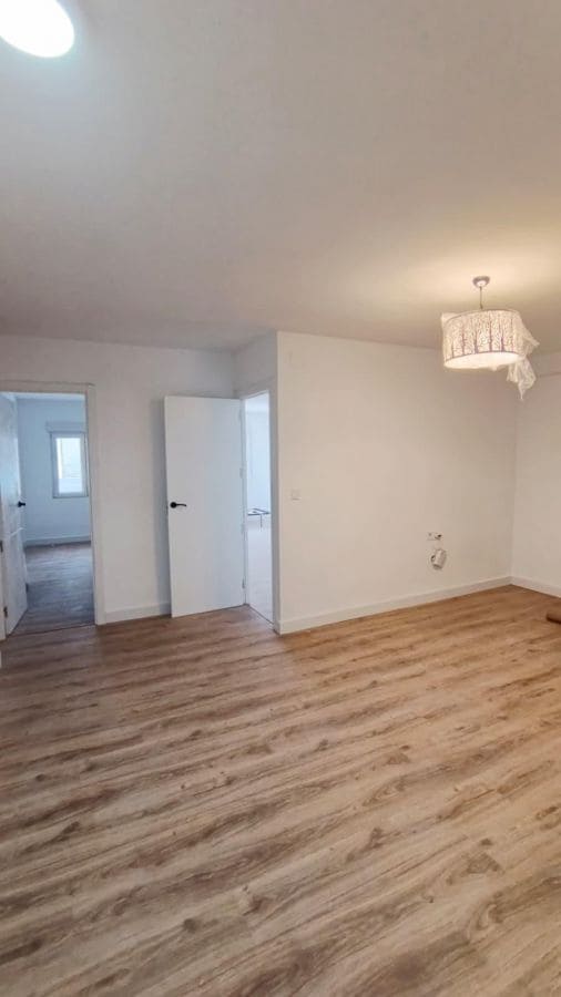 3 quarto Apartamento para venda em Torrevieja - 130 000 € (Ref: 9804514)