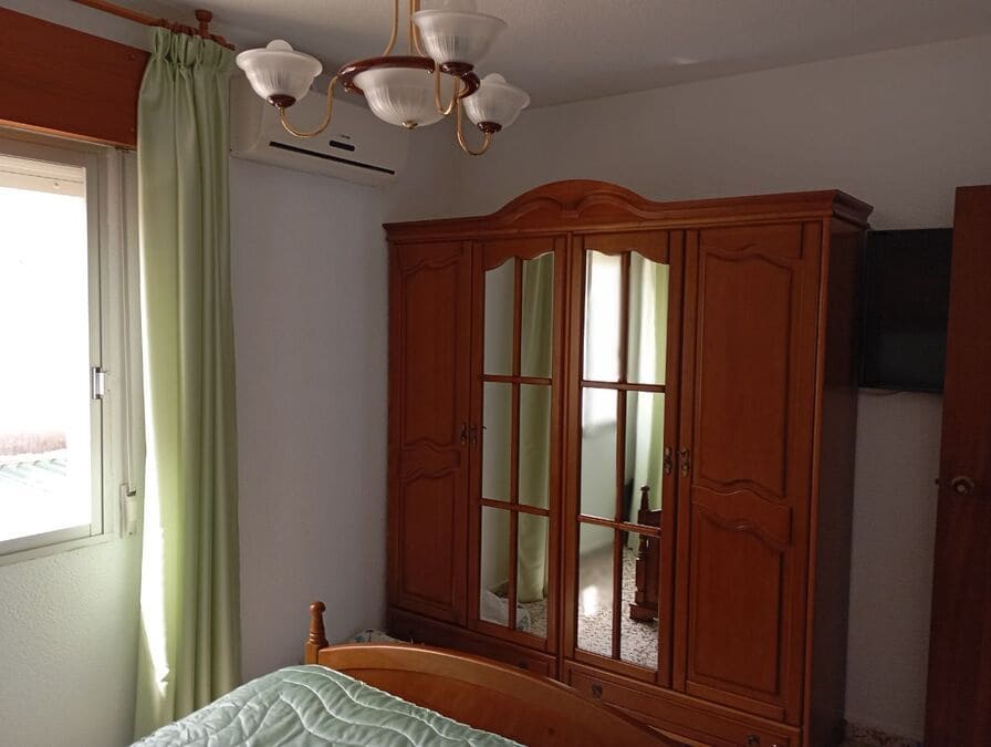 4 bedroom Townhouse for sale in Daya Vieja - € 155,000 (Ref: 9804518)