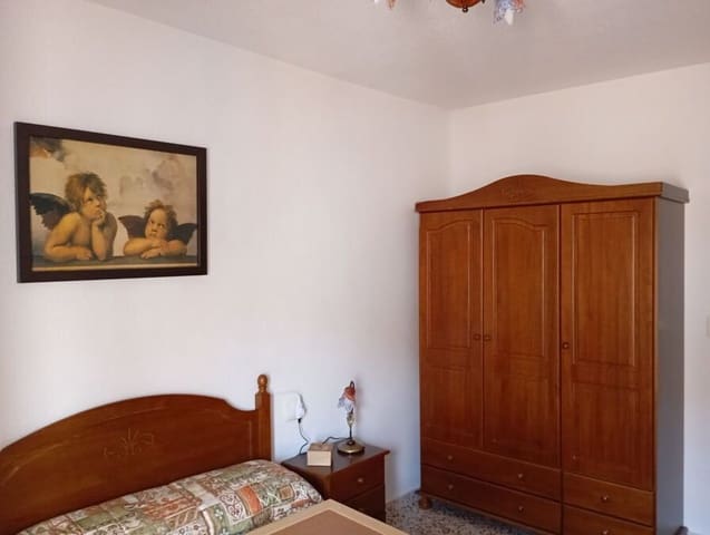 4 bedroom Townhouse for sale in Daya Vieja - € 155,000 (Ref: 9804518)