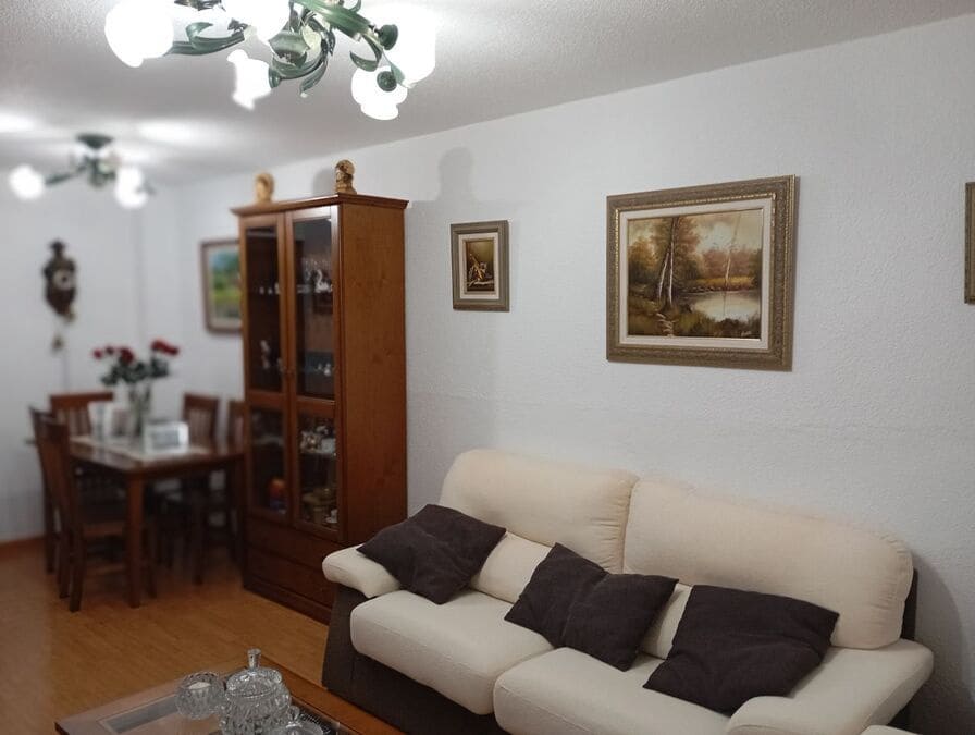 4 bedroom Townhouse for sale in Daya Vieja - € 155,000 (Ref: 9804518)
