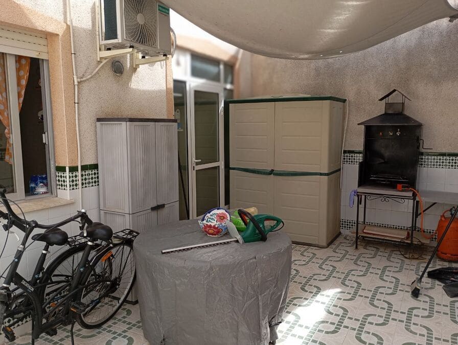 4 bedroom Townhouse for sale in Daya Vieja - € 155,000 (Ref: 9804518)