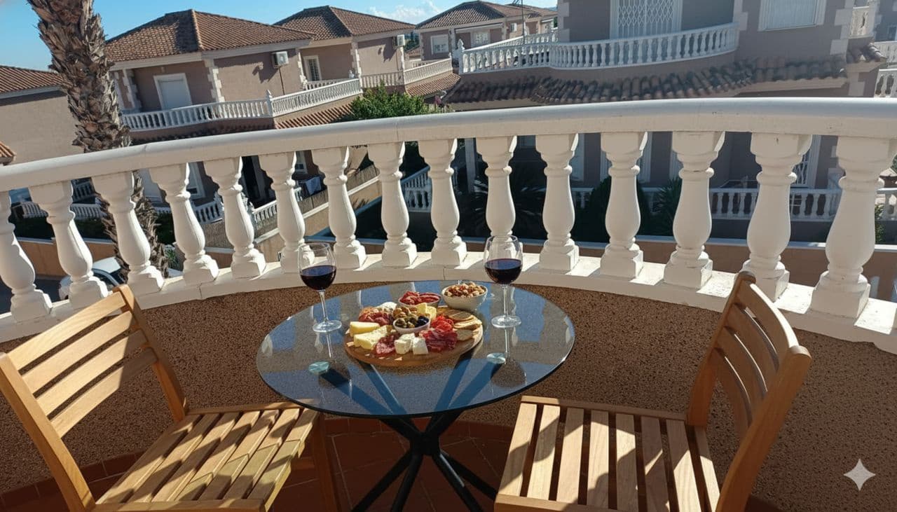 4 sovrum Villa till salu i La Siesta - 349 000 € (Ref: 9806615)