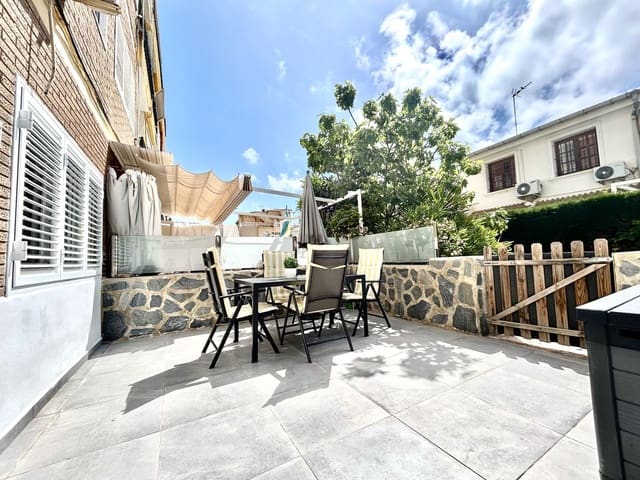 Apartamento de 2 habitaciones en La Zenia, Orihuela en venta - 189.900 € (Ref: 9806623)