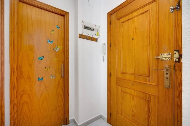 1 Zimmer Apartment zu verkaufen in Torrevieja - 114.969 € (Ref: 9808156)