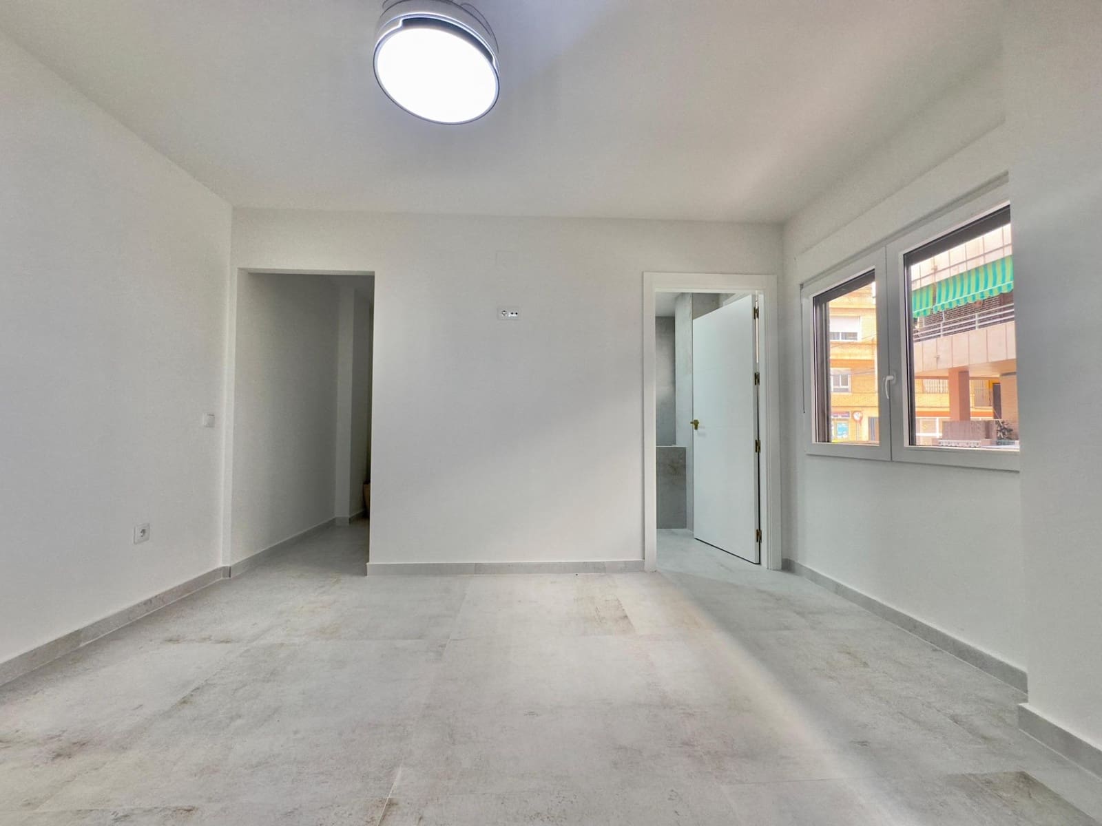 3 soveværelse Lejlighed til salg i Torrevieja - € 249.900 (Ref: 9808158)
