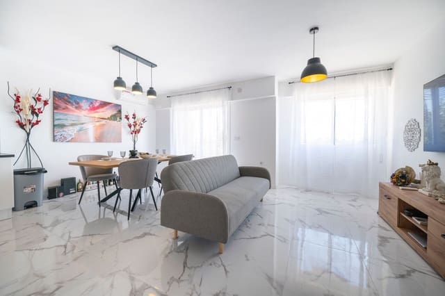 2 slaapkamer Flat te koop in Punta Prima, Torrevieja - € 245.000 (Ref: 9812389)