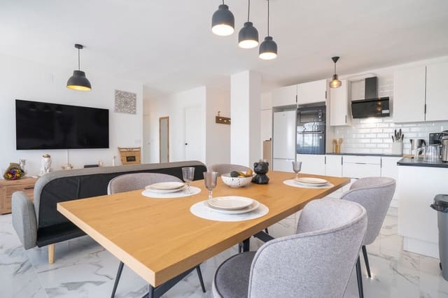 2 slaapkamer Flat te koop in Punta Prima, Torrevieja - € 245.000 (Ref: 9812389)