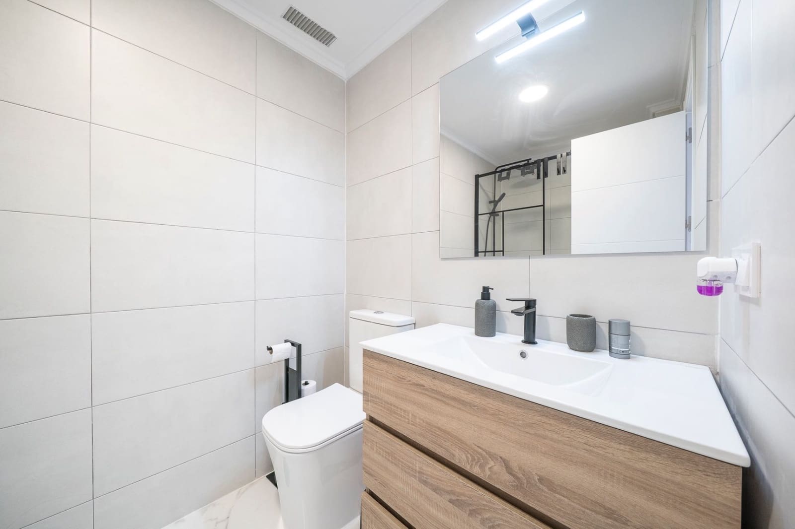 2 slaapkamer Flat te koop in Punta Prima - € 245.000 (Ref: 9812389)