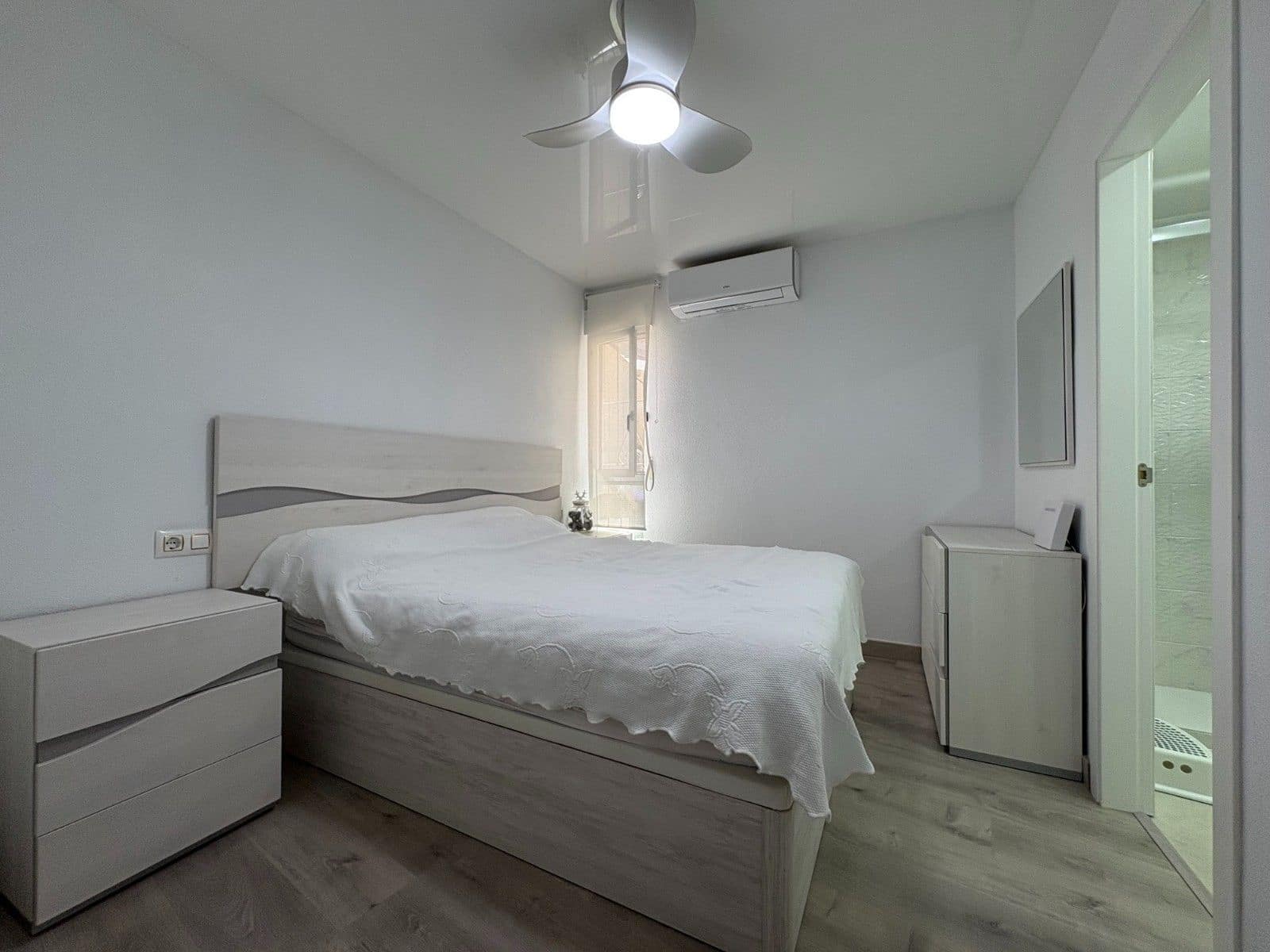 4 soveværelse Lejlighed til salg i Torrevieja - € 209.000 (Ref: 9812390)
