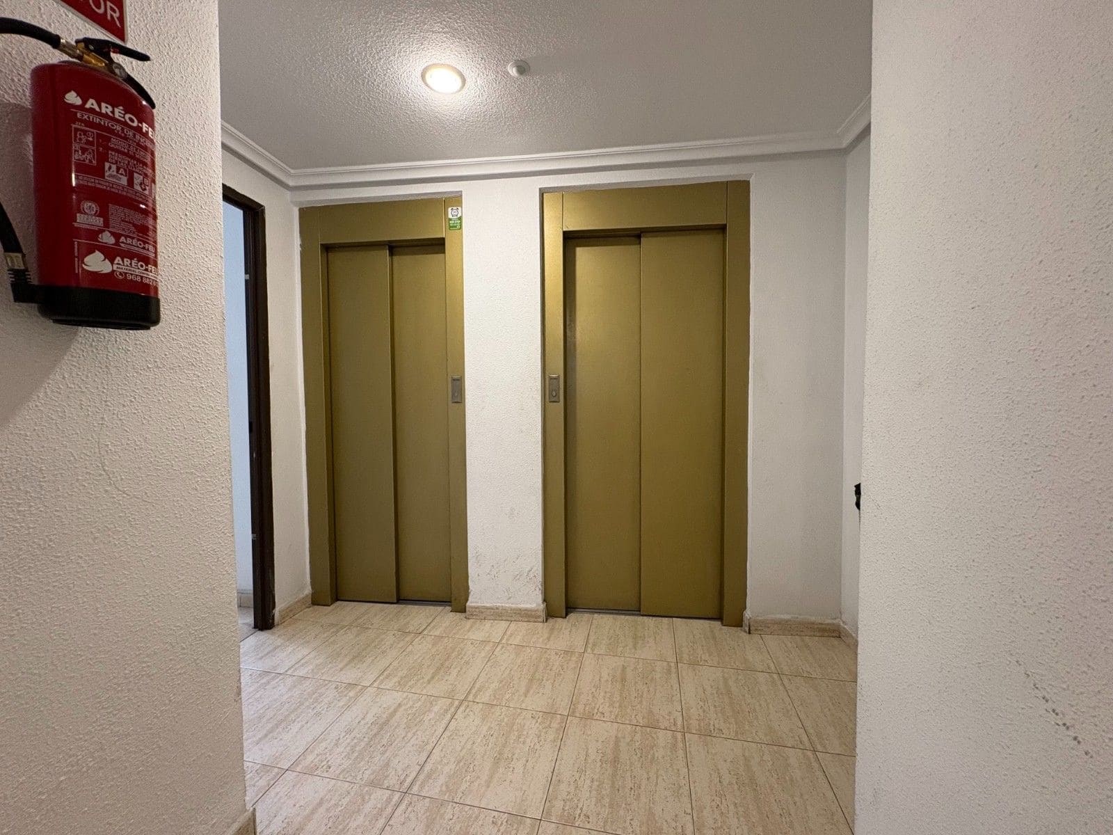 4 soveværelse Lejlighed til salg i Torrevieja - € 209.000 (Ref: 9812390)