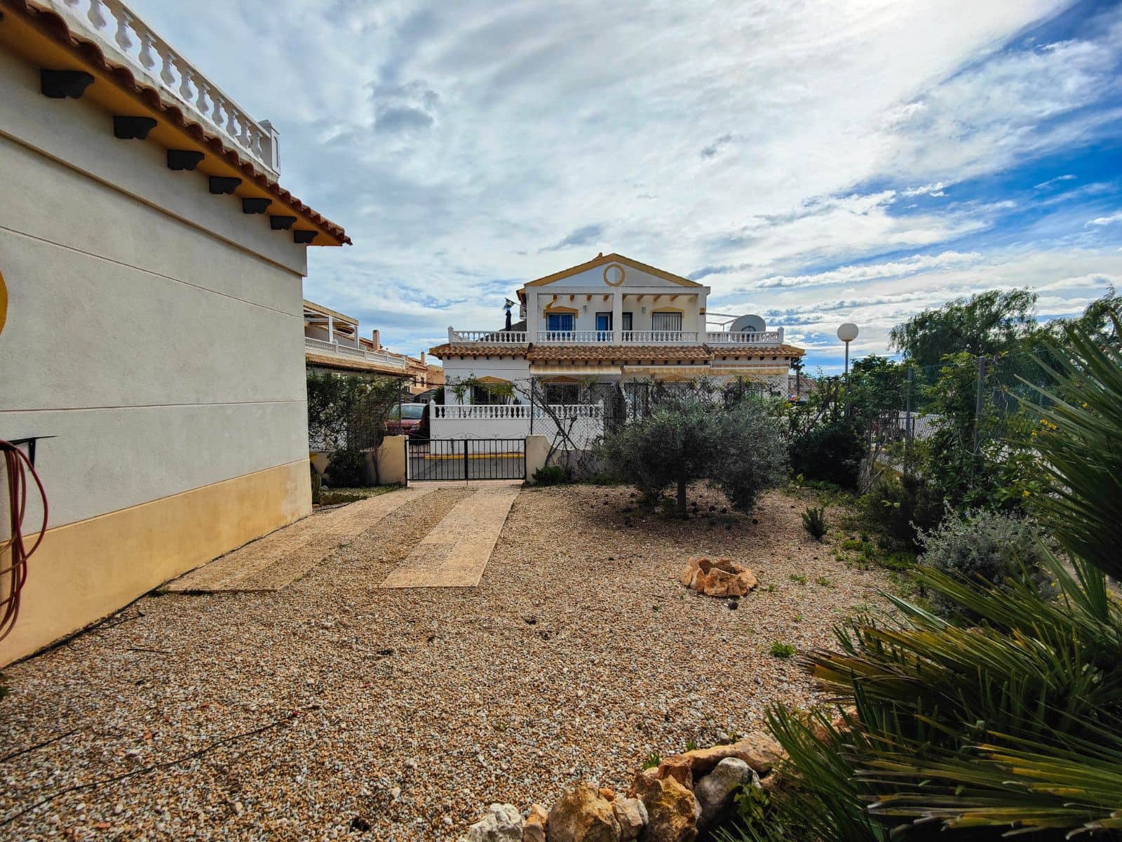 3 sypialnia Dom szeregowy na sprzedaż w Orihuela - 235 000 € (Ref: 9812394)