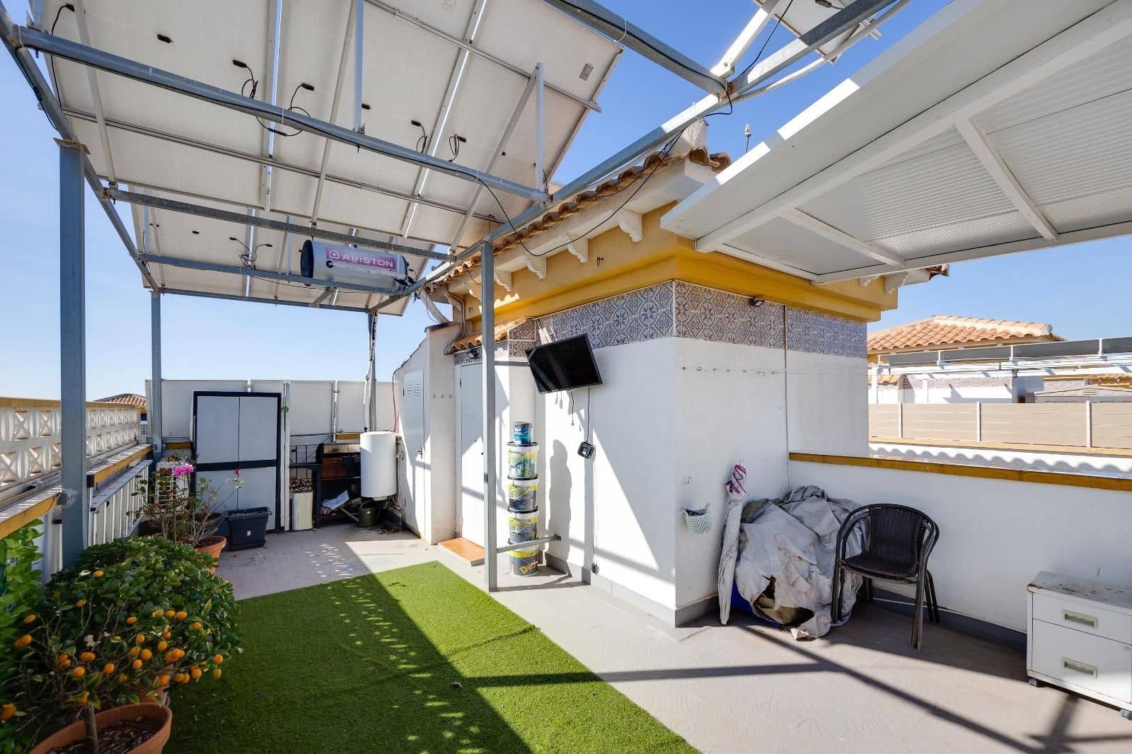 3 camera da letto Villetta a Schiera in vendita in Torrevieja con piscina - 237.000 € (Rif: 9812395)