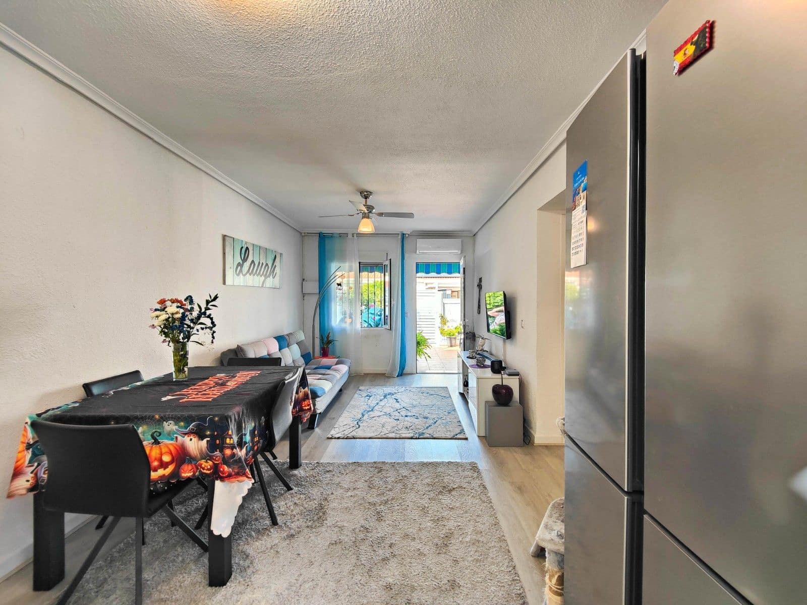 2 slaapkamer Bungalow te koop in Torrevieja - € 129.900 (Ref: 9812407)