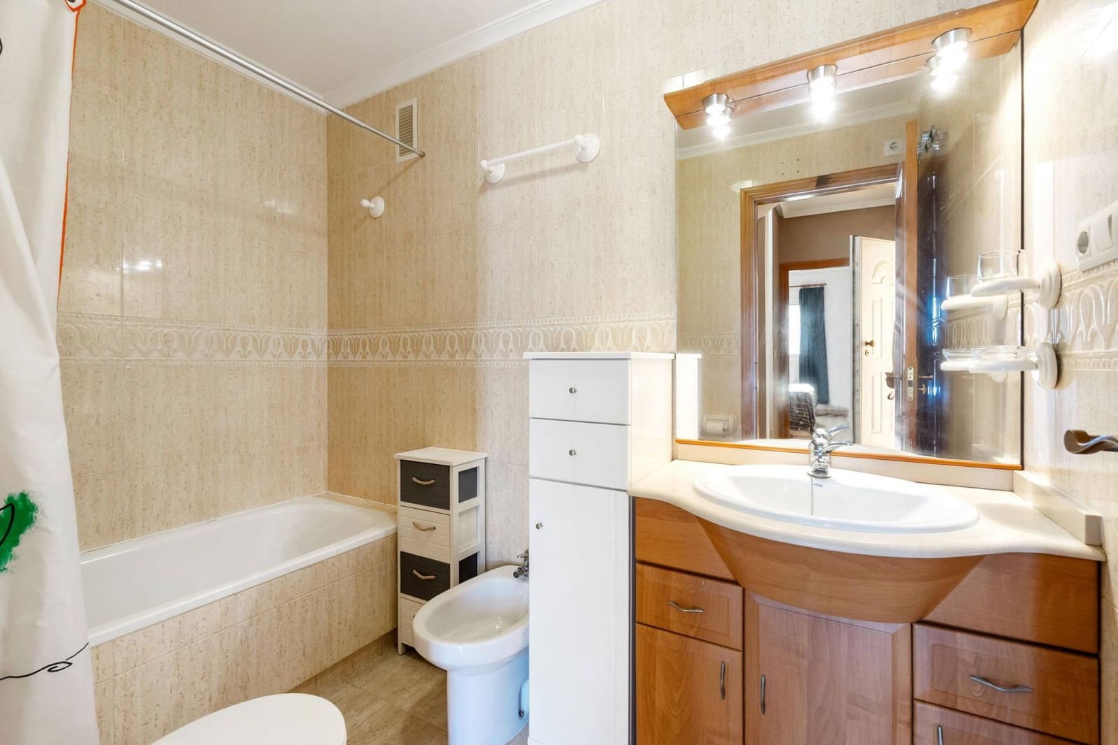 2 slaapkamer Appartement te koop in Orihuela Costa met zwembad - € 251.900 (Ref: 9813358)