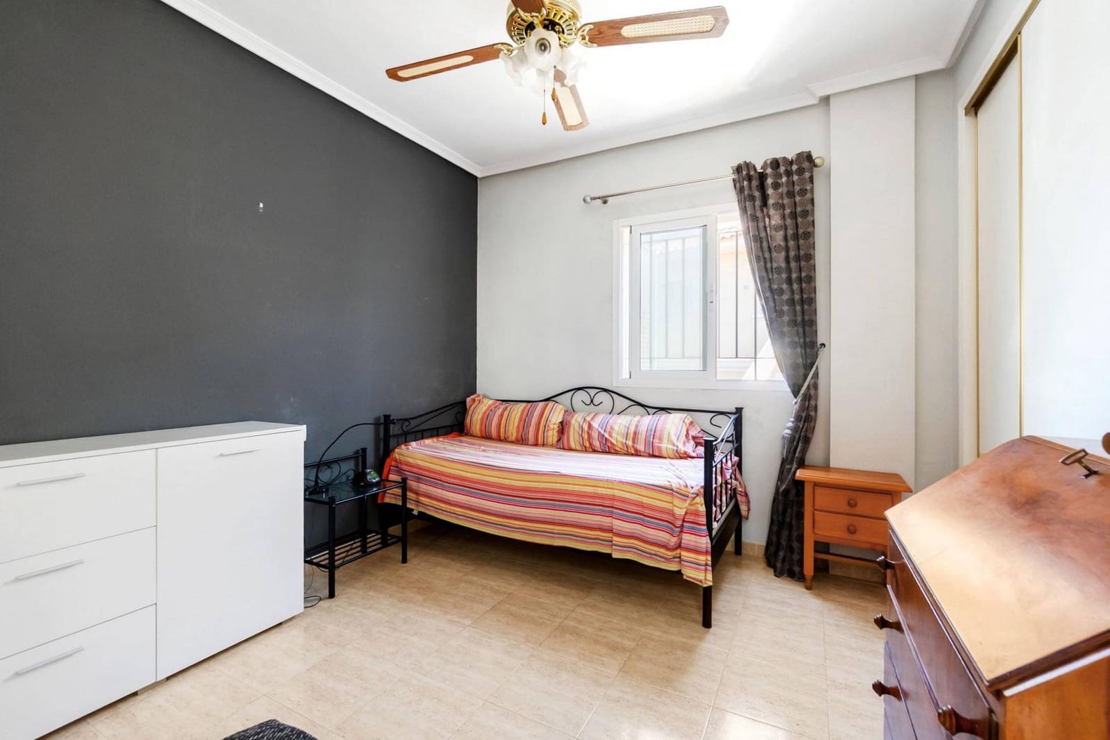 2 slaapkamer Appartement te koop in Orihuela Costa met zwembad - € 251.900 (Ref: 9813358)