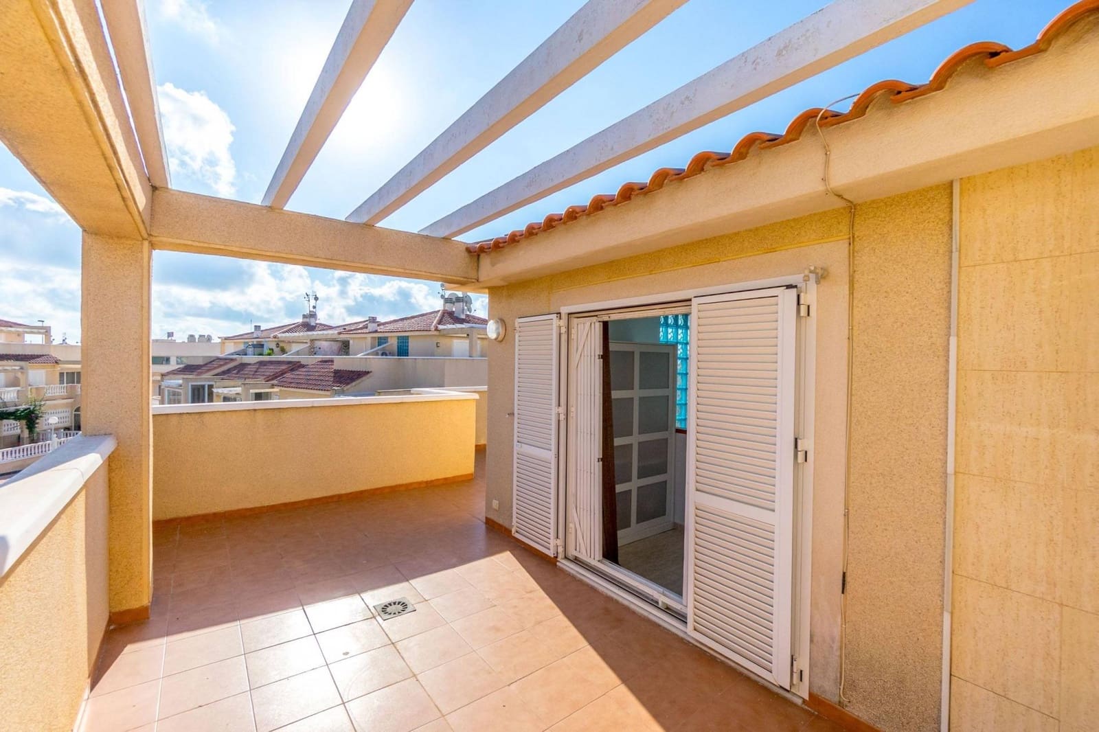 2 slaapkamer Appartement te koop in Orihuela Costa met zwembad - € 251.900 (Ref: 9813358)