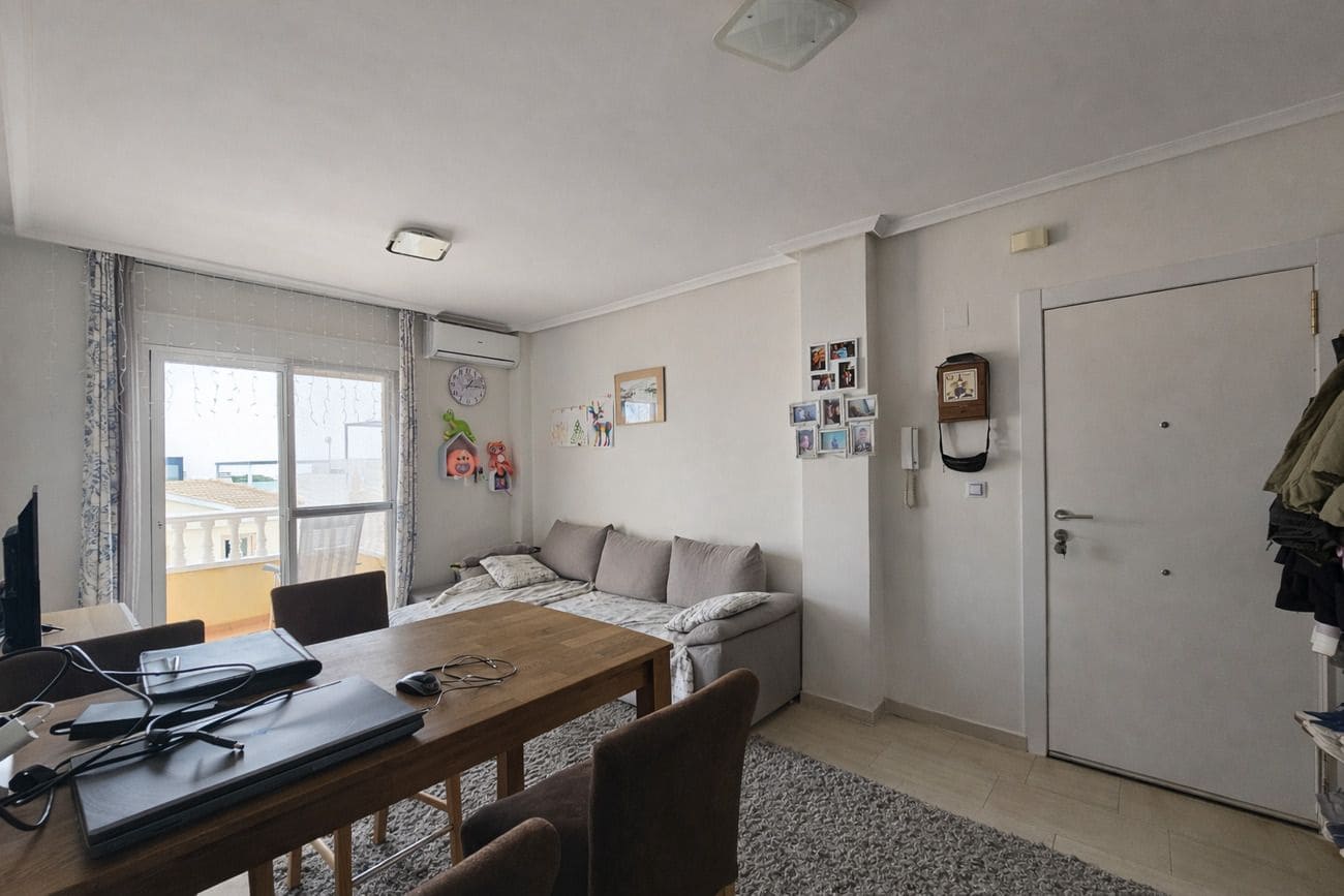 Apartamento de 2 habitaciones en Orihuela Costa en venta - 126.000 € (Ref: 9813367)