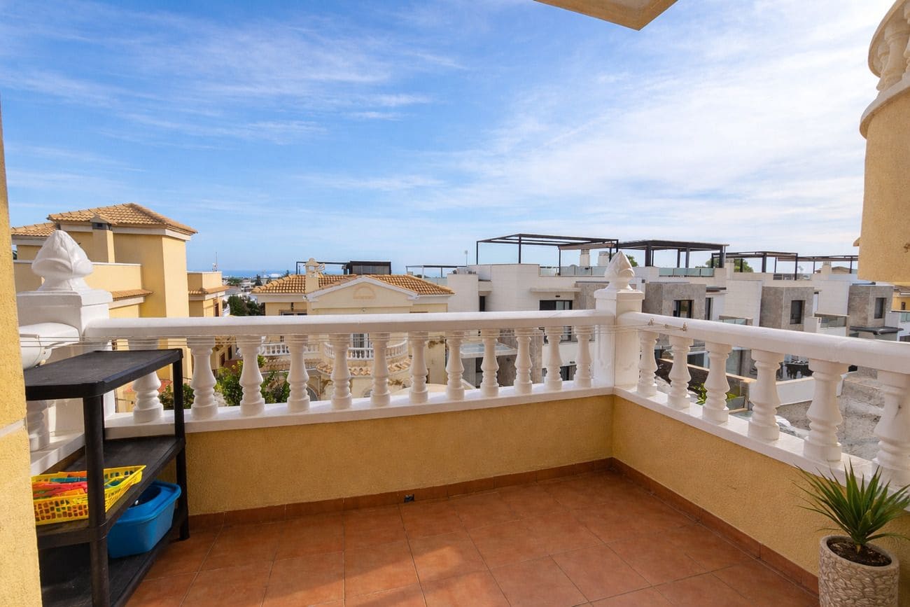 Apartamento de 2 habitaciones en Orihuela Costa en venta - 126.000 € (Ref: 9813367)