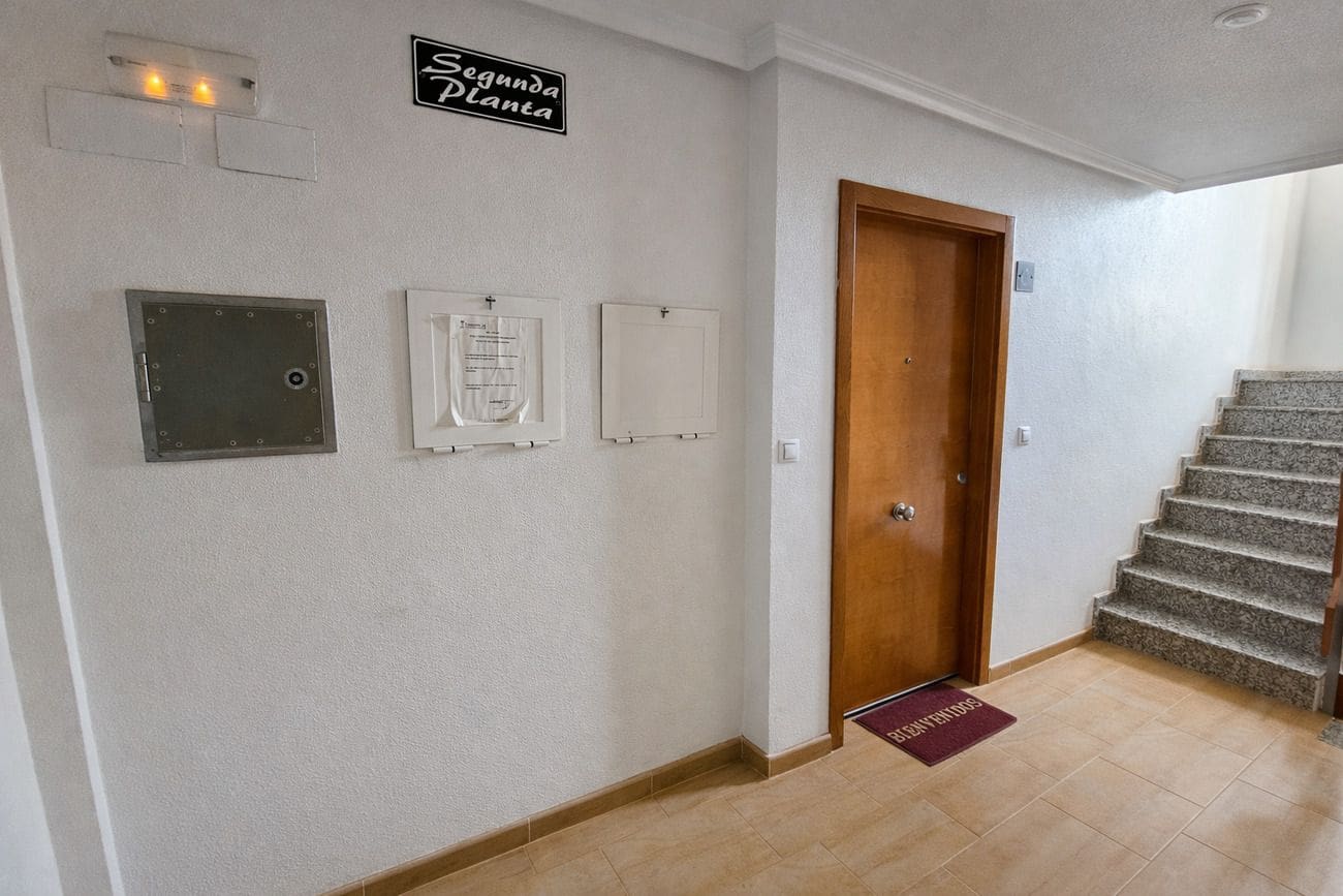 Apartamento de 2 habitaciones en Orihuela Costa en venta - 126.000 € (Ref: 9813367)