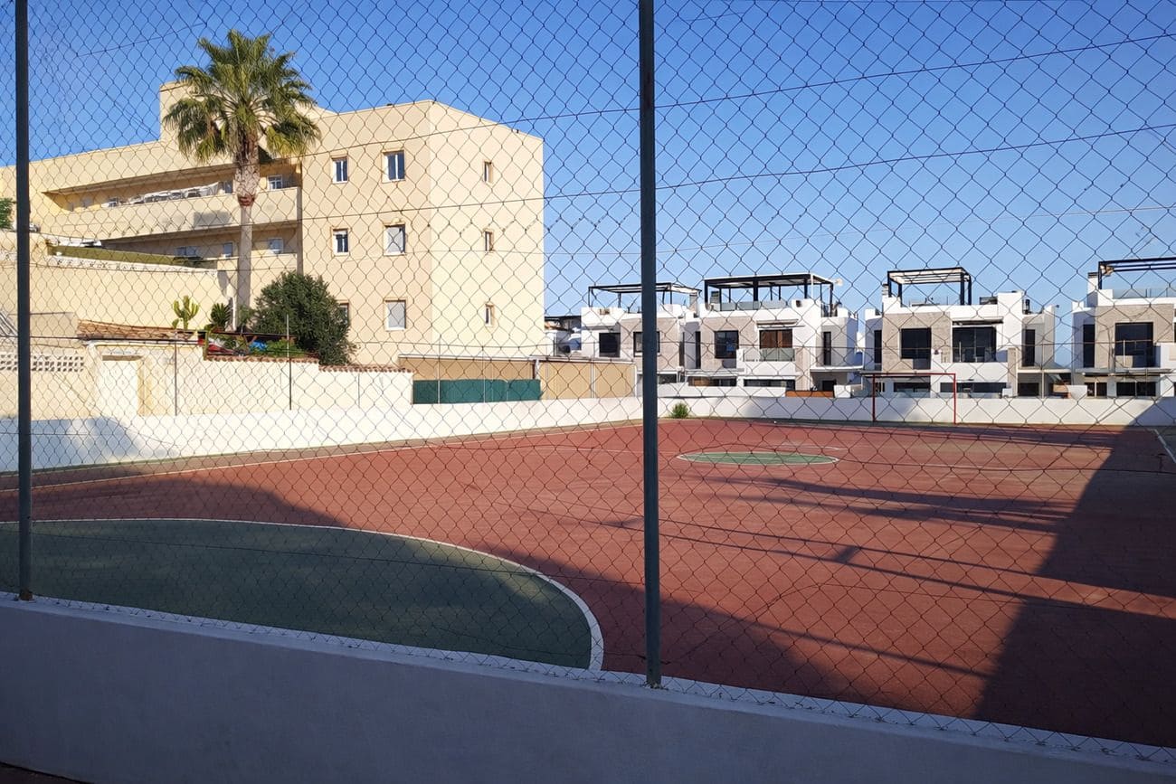 Apartamento de 2 habitaciones en Orihuela Costa en venta - 126.000 € (Ref: 9813367)
