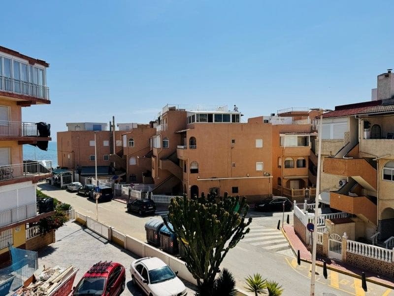 2 sovrum Lägenhet till salu i Torrevieja - 154 000 € (Ref: 9813853)