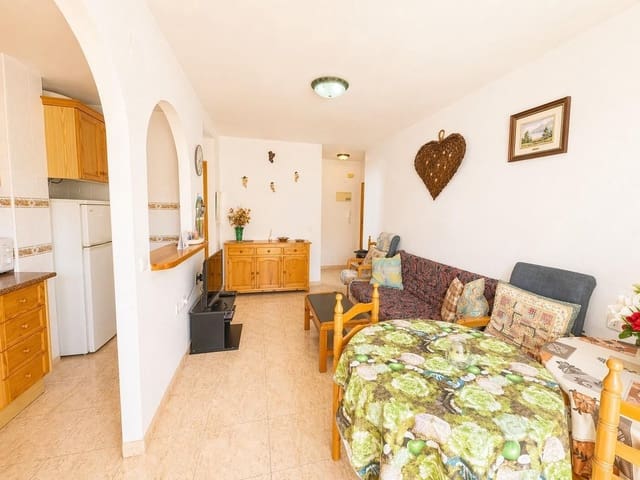 3 quarto Penthouse para venda em Centro, Torrevieja com piscina - 175 000 € (Ref: 9813856)