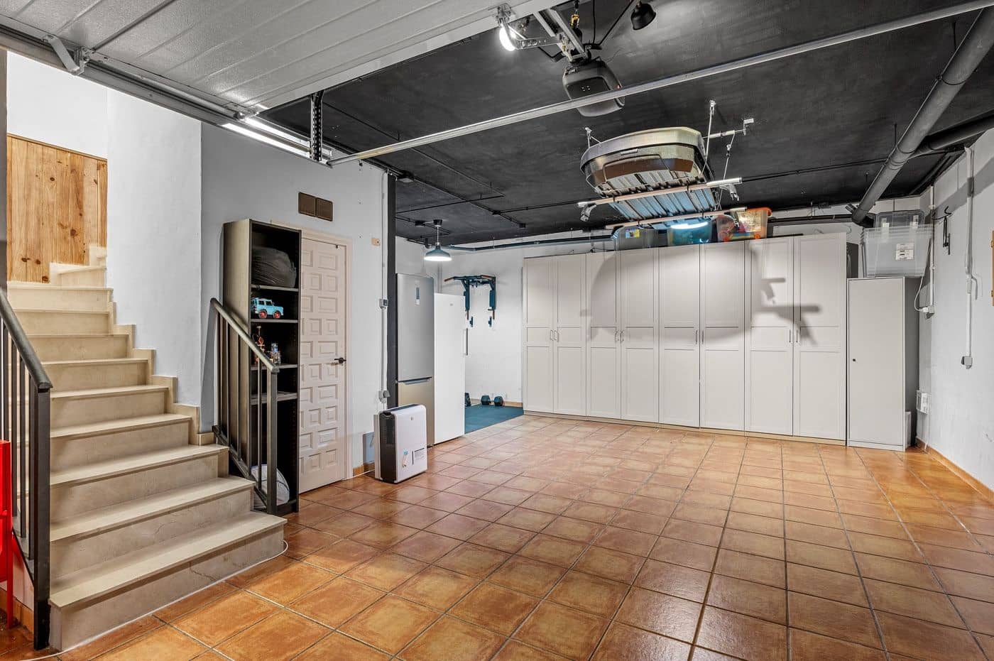 4 chambre Villa/Maison Mitoyenne à vendre à Alicante ville avec piscine garage - 669 000 € (Ref: 9816020)
