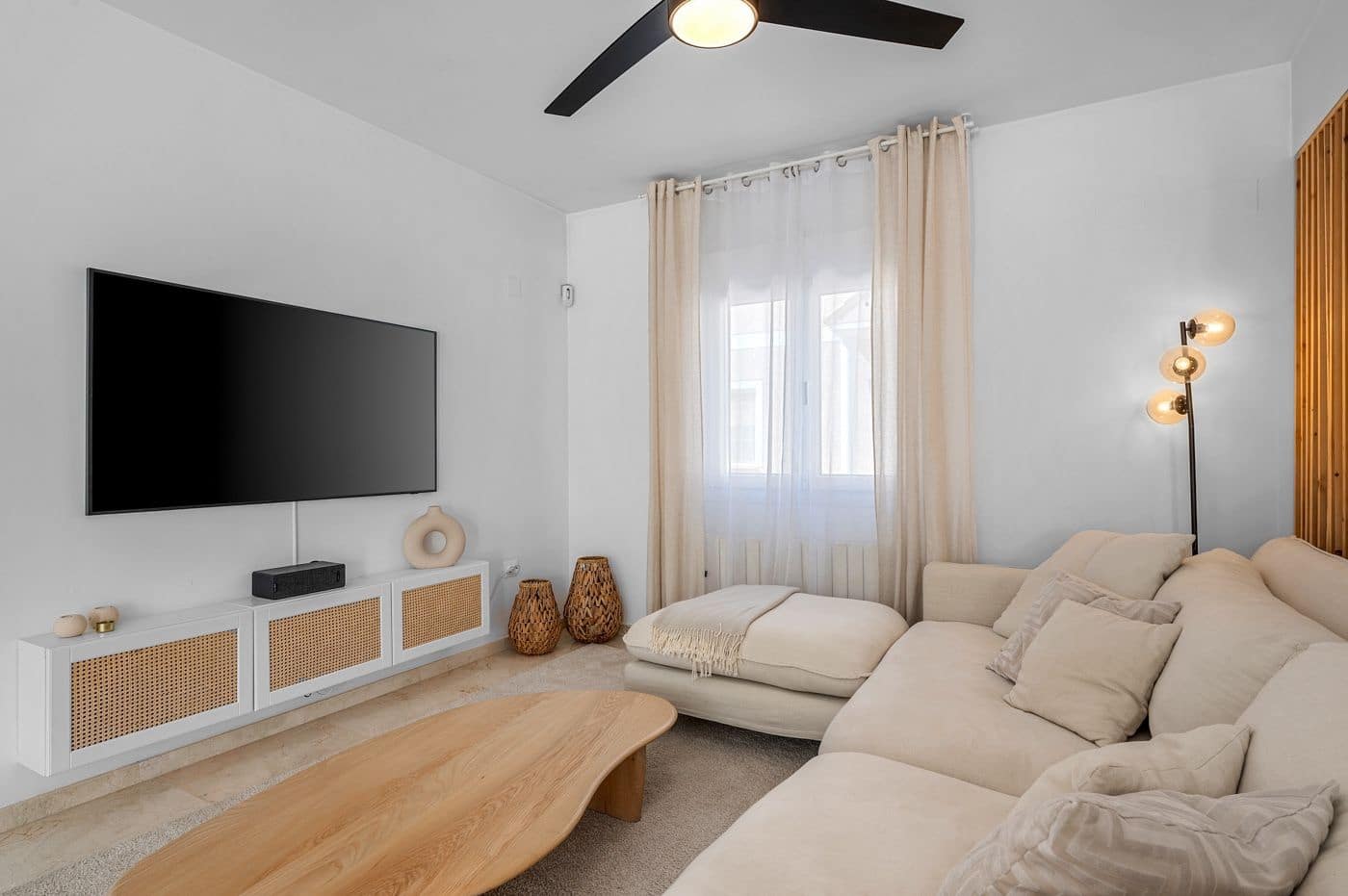4 chambre Villa/Maison Mitoyenne à vendre à Alicante ville - 669 000 € (Ref: 9816021)