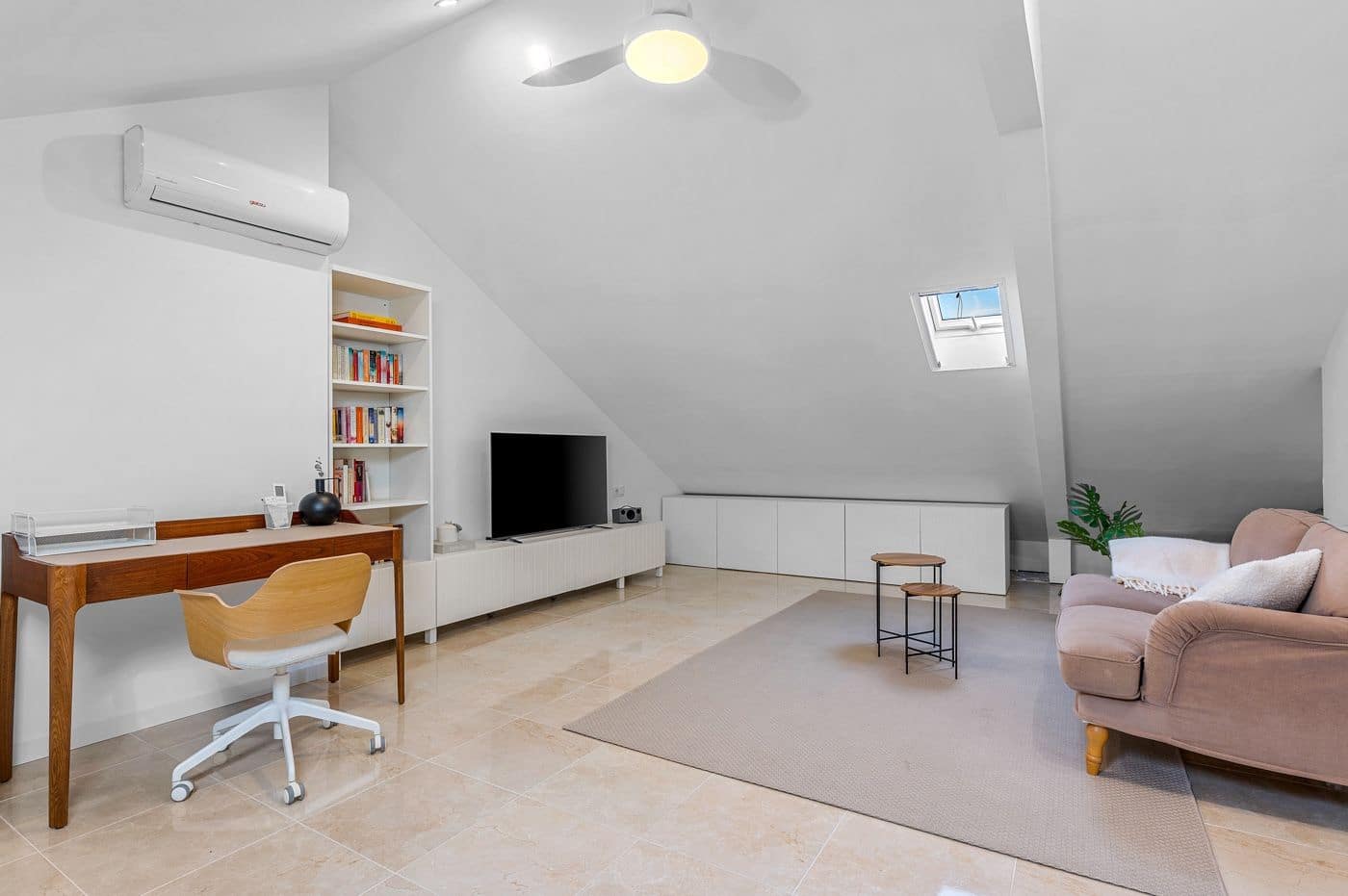 4 chambre Villa/Maison Mitoyenne à vendre à Alicante ville - 669 000 € (Ref: 9816021)