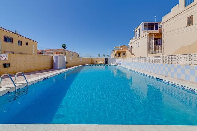 2 slaapkamer Bungalow te koop in El Chaparral - La Siesta - La Torreta, Torrevieja met zwembad - € 124.999 (Ref: 9818399)