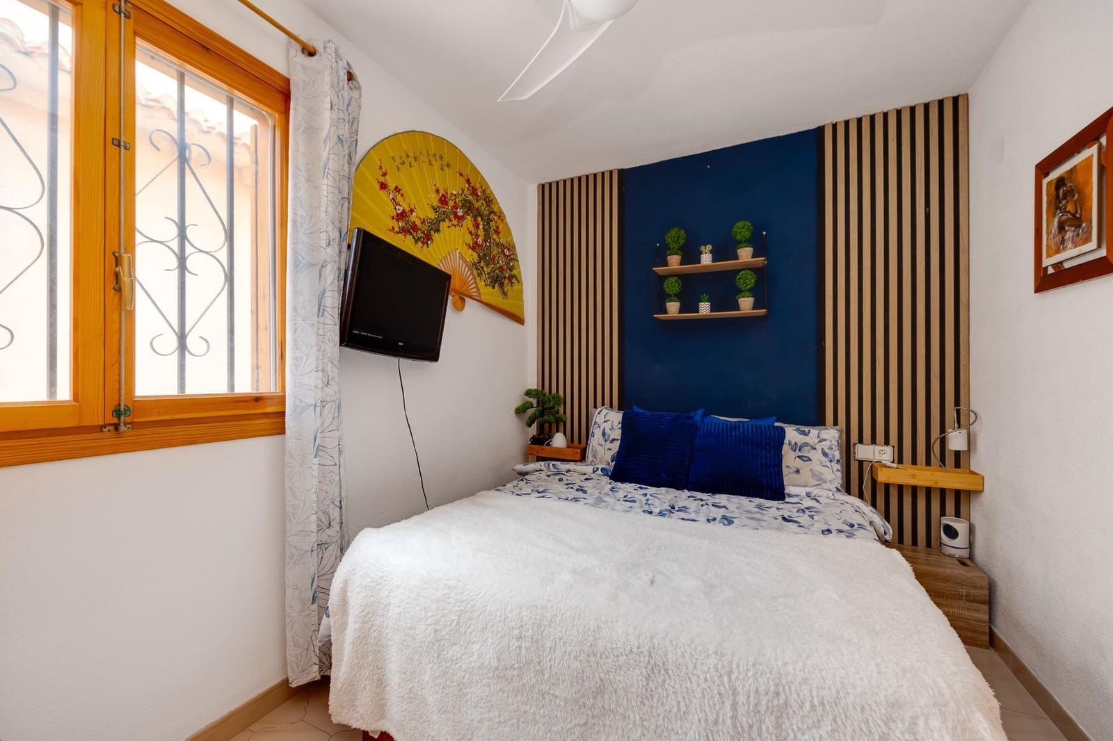 2 slaapkamer Bungalow te koop in Torrevieja met zwembad - € 124.999 (Ref: 9818399)