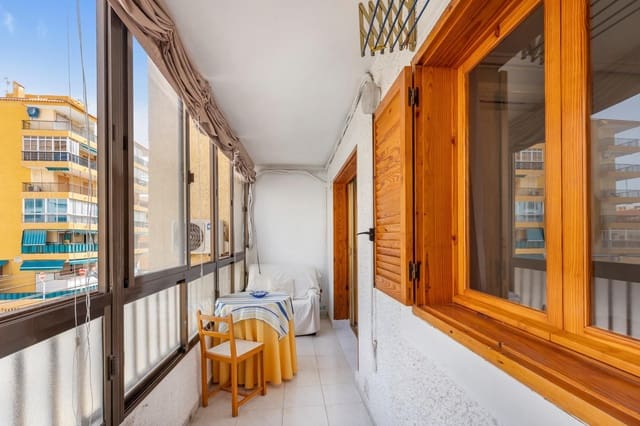 Apartamento de 1 habitación en Los Europeos, Torrevieja en venta con piscina garaje - 169.900 € (Ref: 9820662)