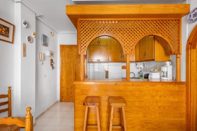 Apartamento de 1 habitación en Los Europeos, Torrevieja en venta con piscina garaje - 169.900 € (Ref: 9820662)