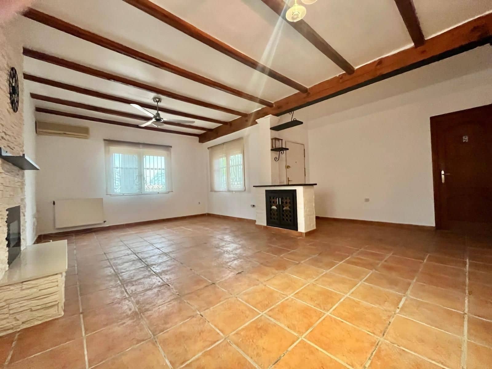 3 bedroom Villa for sale in La Siesta - € 425,000 (Ref: 9823054)
