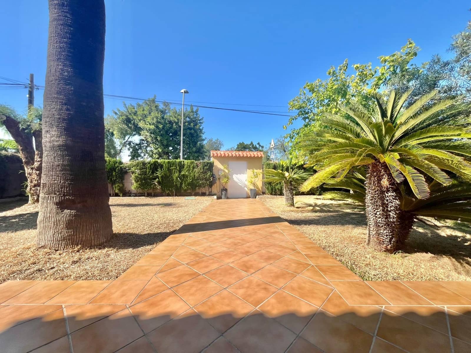 3 bedroom Villa for sale in La Siesta - € 425,000 (Ref: 9823054)