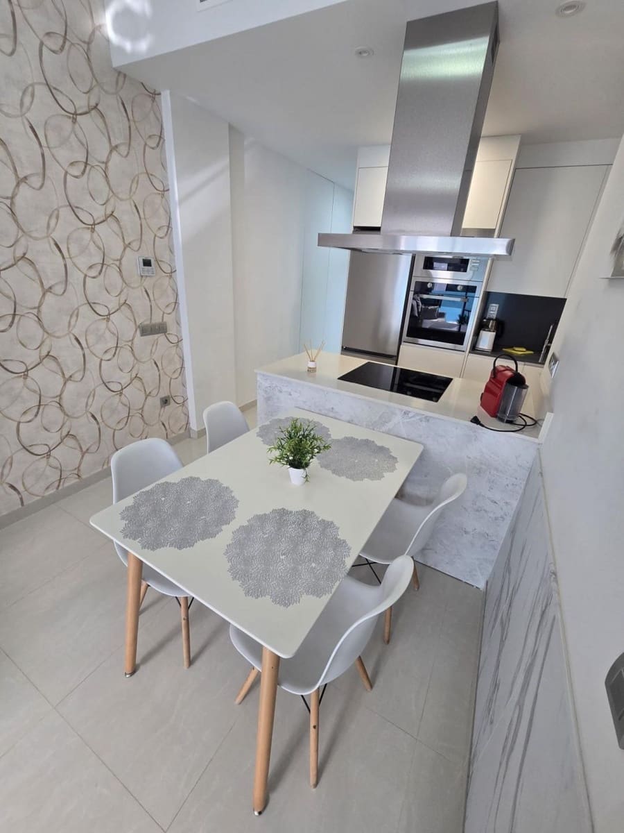 2 camera da letto Appartamento in vendita in Torrevieja - 199.900 € (Rif: 9823056)