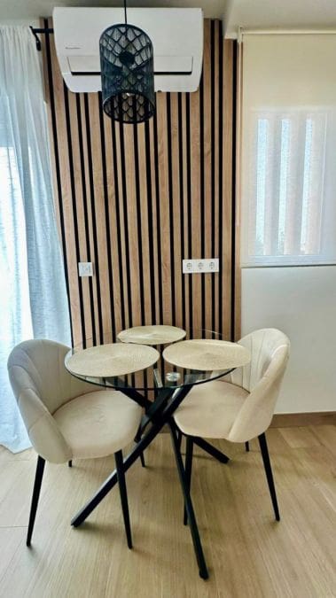 Apartment for sale in Torrevieja - € 110,000 (Ref: 9823057)