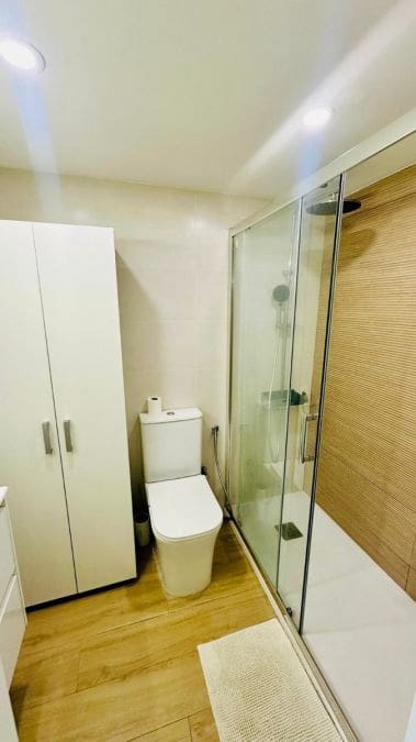 Apartment for sale in Torrevieja - € 110,000 (Ref: 9823057)